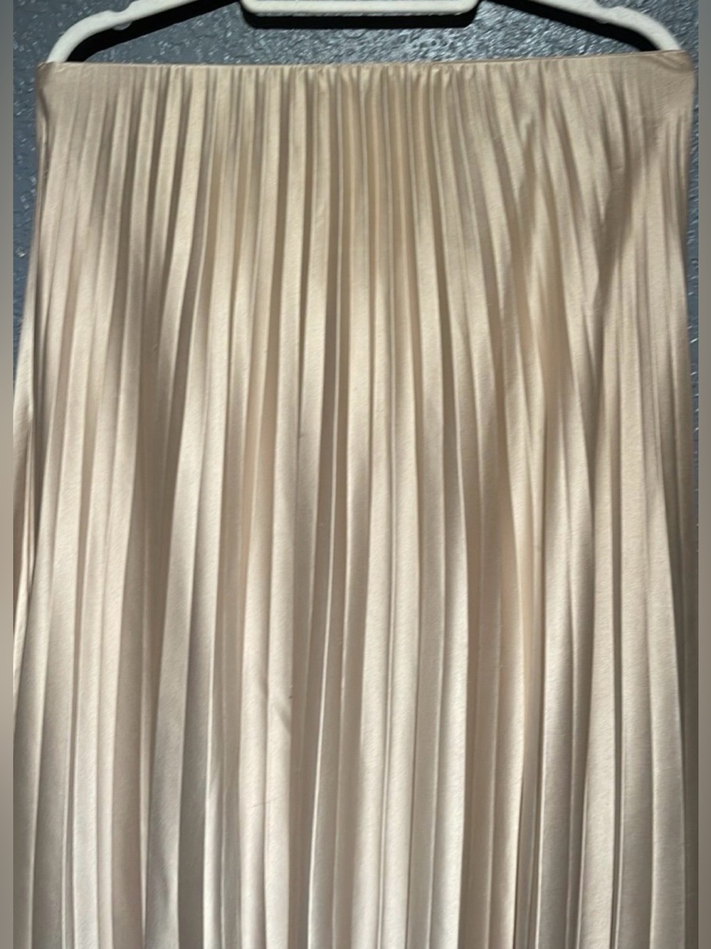 Lush Pleated Satin A-Line Skirt in Light Beige, size medium